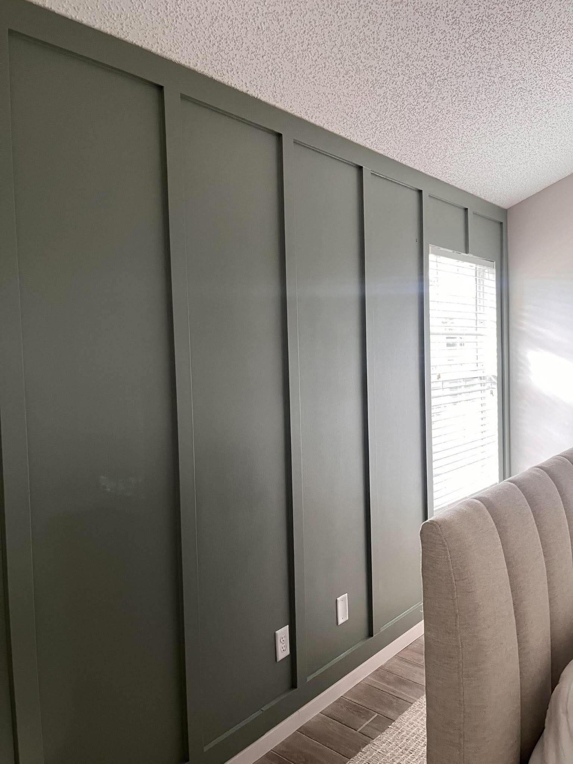 Olive board & batten